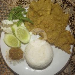 Lalapan Kulit Ayam Krispi Kriuk