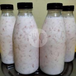 Strawberry Jelly Milk Yoghurt