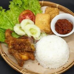 Ayam Sambel Goreng