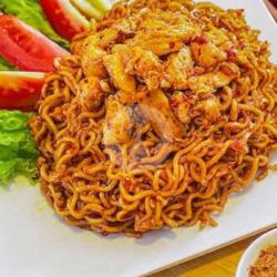 Indomie Goreng Babat Campur