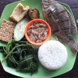 Nasi Tempong Mujair