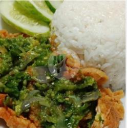 Nasi Telur Geprek Sambel Ijo