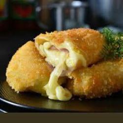 Risoles Smoked Beef Mozarela Goreng