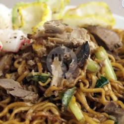 Mie Goreng Bebek Peking