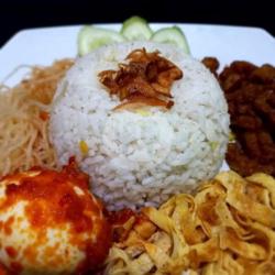 Nasi Uduk   Telur Balado