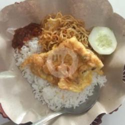 Nasi Putih Telur Dadar