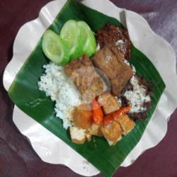 Nasi Gudeg Tahu Tempe Bacem