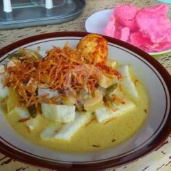 Lontong Medan Kosong