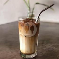 Signature Coffee Milk