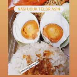 Nasi Uduk Telur Asin