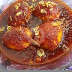 Tambahan Telur Masak Merah