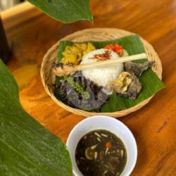 Nasi Lawar Cumi Reguler