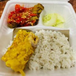 Ayam Geprek Rice Box (cita Rasa Masakan Khas Jawa)