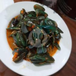 Kerang Hijau Pedas Asam Manis