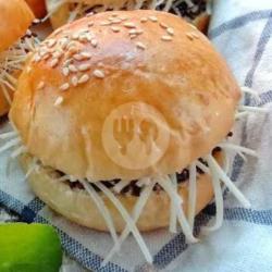 Roti Burger Coklat Keju