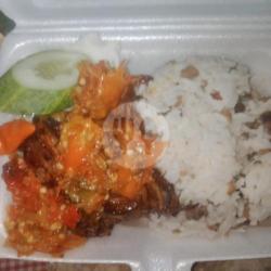 Nasi Tutug Oncom Ayam Bakar Seuhah