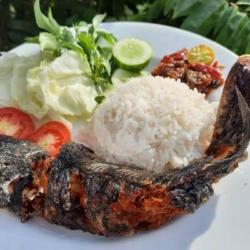 Lele Goreng Sambal Kemangi