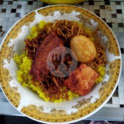 Nasi Kuning Ikan Balado   Telur