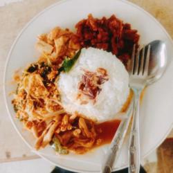 Nasi Gudangan Oseng Usus Pedes