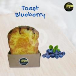 Toast Blueberry