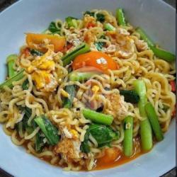 Mie Kuah Telur Ayam Bawang Es Teh Poci