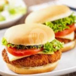 Burger Ayam Lapis Keju