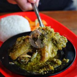 Pedesan Ayam   Nasi