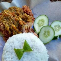 Ayam Geprek   Nasi