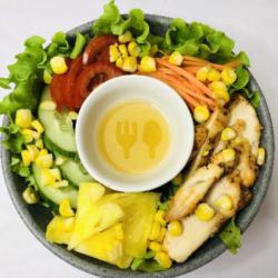 Honey Soy Chicken Salad Bowl (376 Kalori)