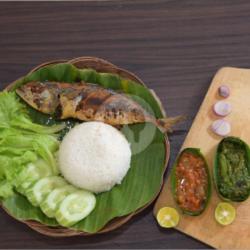 Paket Ikan Bandeng Presto Lengkap