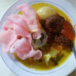 Ketupat Sayur Padang Rendang Daging Telur