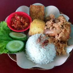 Ayam Lumpur Kering ( Satu Paket )