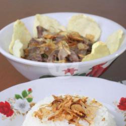 Nasi Soto Kikil Kuah Santan