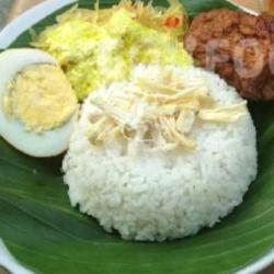 Nasi Liwet Telor Utuh   Tahu Bacem