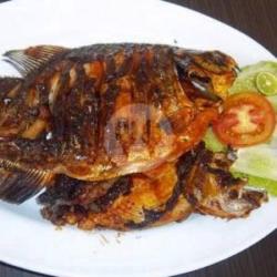 Ikan Bawal Bakar