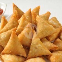 Samosa Mentah / Siap Goreng Jumbo(2 Pcs)