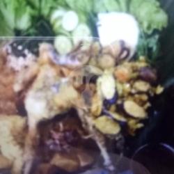 Paket Ingkung Goreng Kremes Tambiran Jumbo