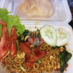 Mie Pedas Telor