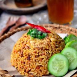 Nasi Goreng Chiken Egg Roll