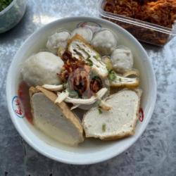 Miesop Bakso Ayam   Tahu Bakso