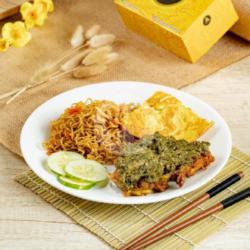 Indomie Ayam Gejo