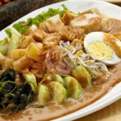 Gado Gado Special   Telor Rebus ( Free 1x Es Teh Jus)