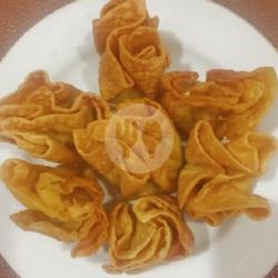 Pangsit Bakso Goreng