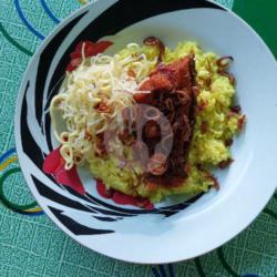 Nasi Kuning Telur Masak Habang