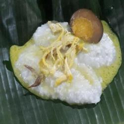 Bubur Opor Ayam Swir Telur Separuh