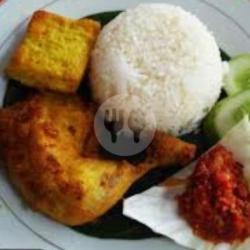 Paket Ayam Goreng,,,kumplit