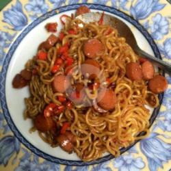 Indomie Goreng   Sosis   Pedes