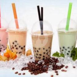 Bubble Rasa Strawberry, Taro, Coklat, Cappucino .