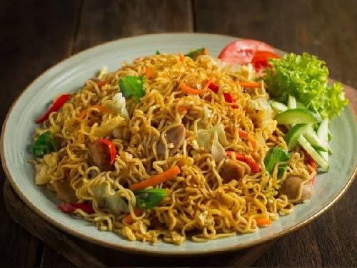 Mie Goreng/Rebus Instan Gandasari, Warung Rezky