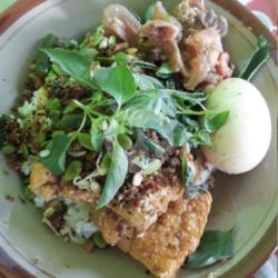Nasi Tumpang Koyor Telur